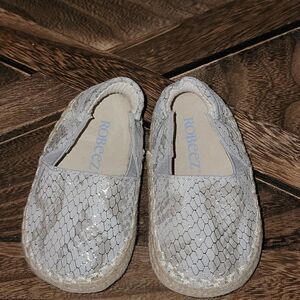 Robeez First Kicks Ellie Espadrille Snake Shimmer Leather Crib Shoes 3-6 Months